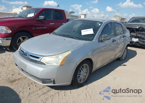 2009 Ford Focus Se z USA, uszkodzony, nr VIN 1FAHP35N89W117412